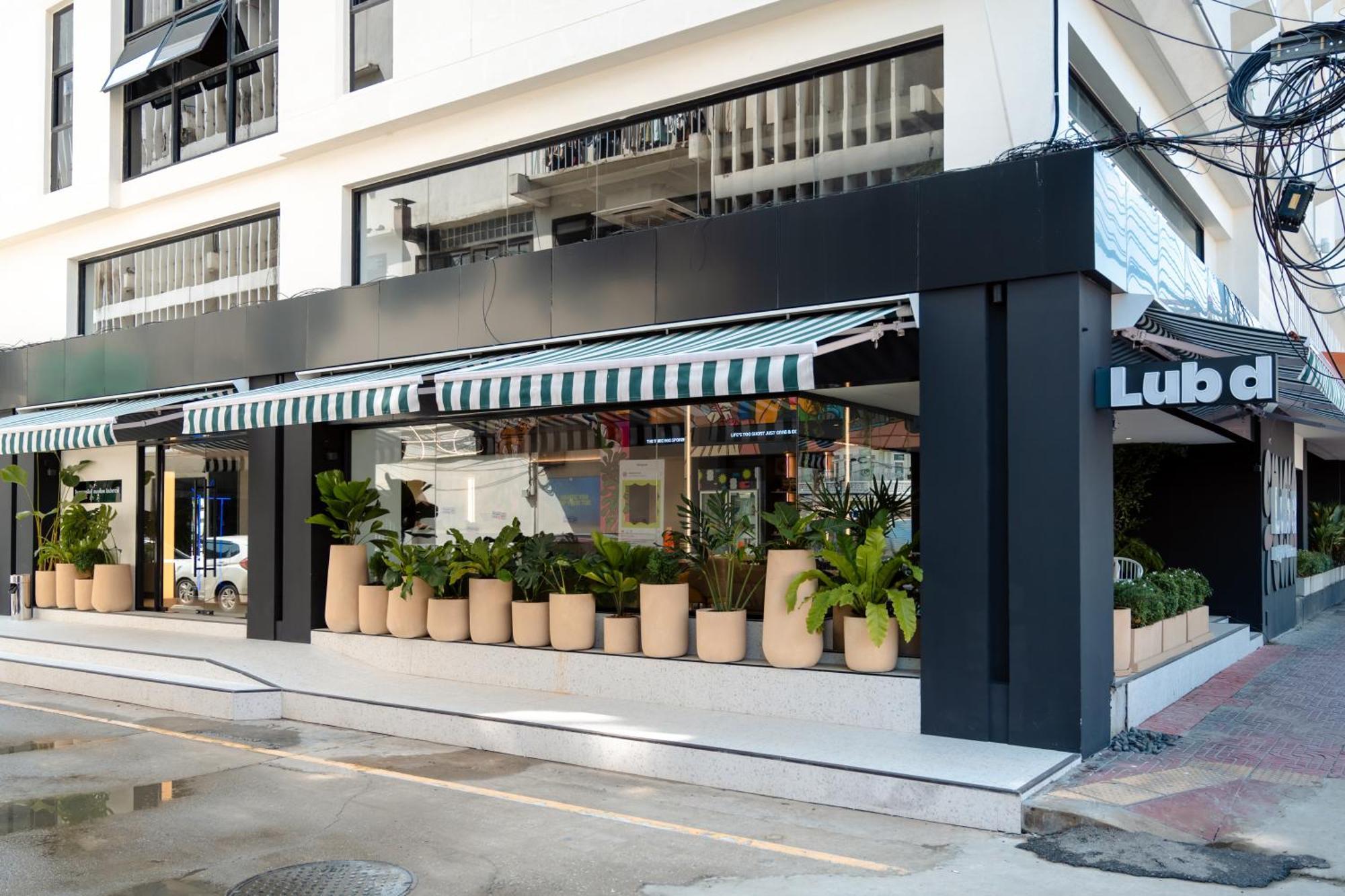 Lub D Bangkok Chinatown - Steps From Sam Yod Mrt Station Hotel Exterior photo